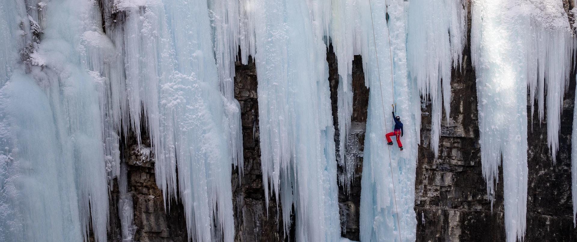 Ice climbing at Pyhä’s Tajukangas